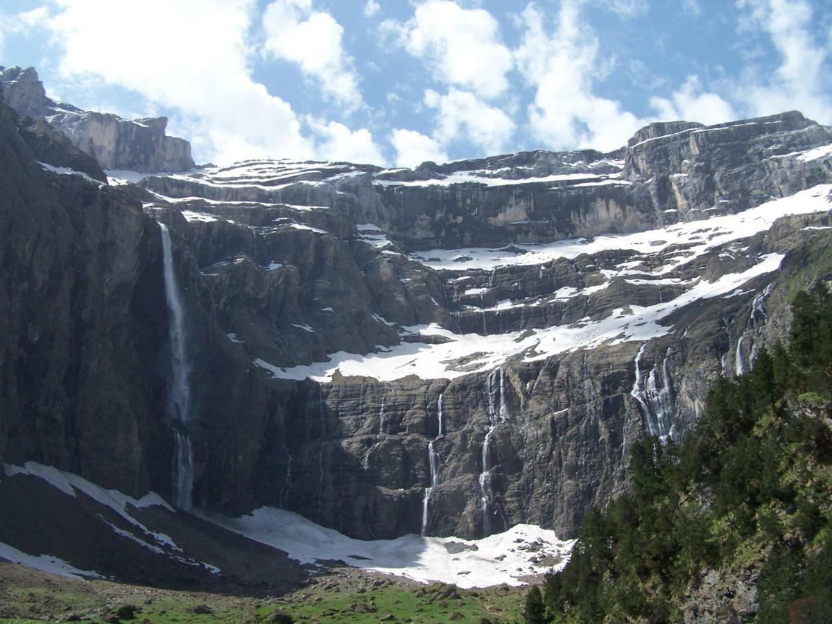 Yourtes Mongoles Gavarnie Hotel Gèdre Exterior foto